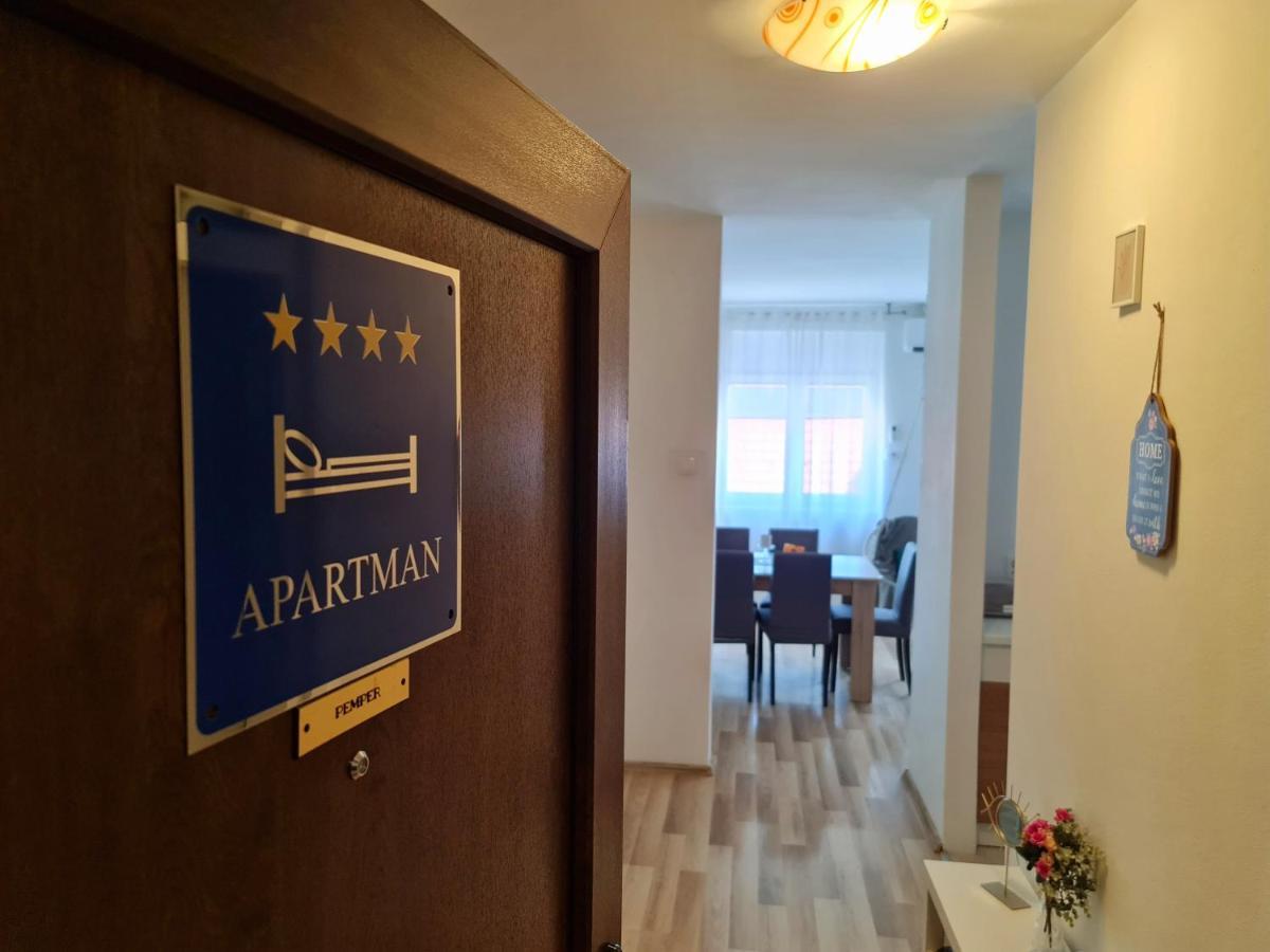 Apartment Pemper - Self Check In And Check Out Otočac Eksteriør bilde